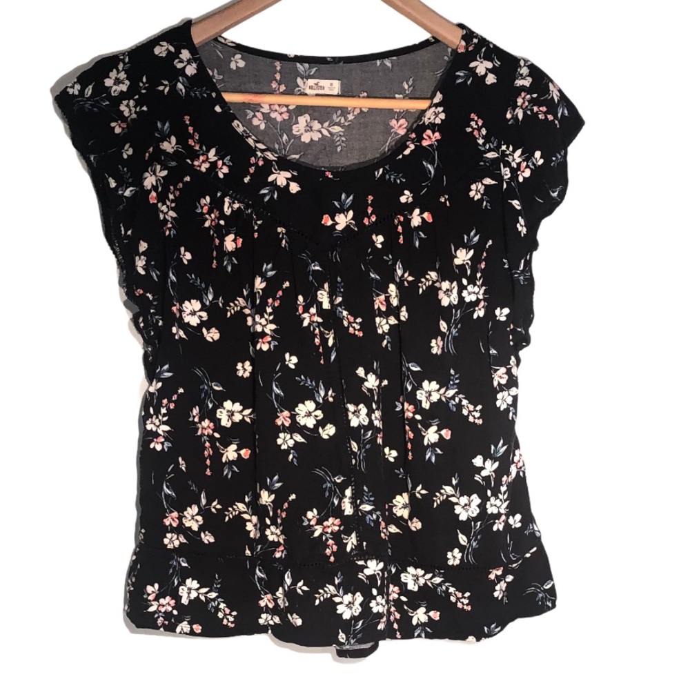 Hollister floral blouse short sleeve top